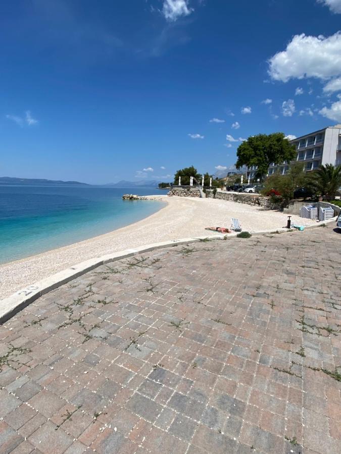 Villa Leo Beach Apartment Podgora Bagian luar foto